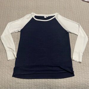 GAP Navy LS Softspun Colorblock Raglan T-Shirt Women's Size Small